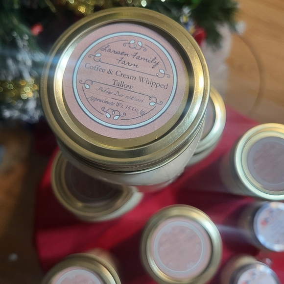 Larsen Family Farm Coffee & Cream Whipped Tallow - Picture 5 of 6